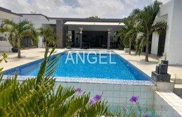 NGUÉRIGNE : Une villa contemporaine haut standing à vendre