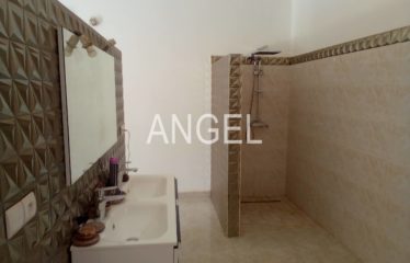 NGUÉRIGNE : Une villa contemporaine haut standing à vendre