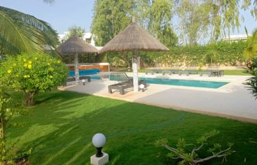 NGUERIGNE : Villa standing plain-pied 4 chambres avec piscine à vendre