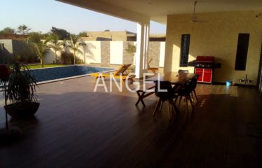 NGUERIGNE : Belle et chaleureuse villa à vendre