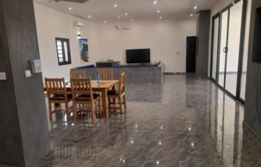 NGUÉRIGNE : Villa 4 chambres avec piscine sur un terrain de 1 672 m2 à vendre