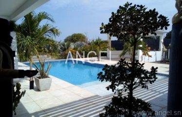 NGUÉRIGNE : Une villa contemporaine haut standing à vendre