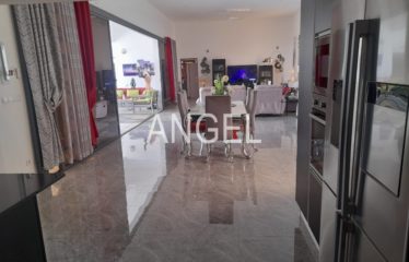 NGUÉRIGNE : Une villa contemporaine haut standing à vendre