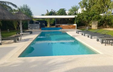 NGUERIGNE : Villa standing plain-pied 4 chambres avec piscine à vendre