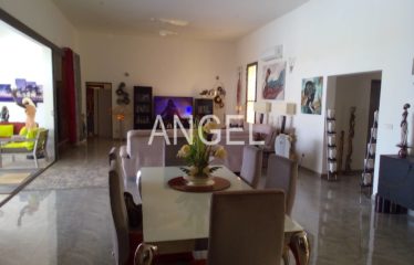 NGUÉRIGNE : Une villa contemporaine haut standing à vendre