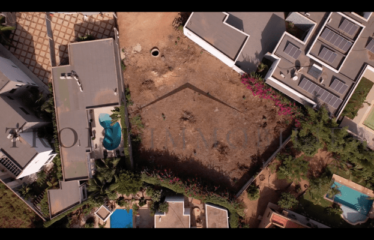 SALY : Magnifique terrain de 900M² à vendre dans un Domaine fermé