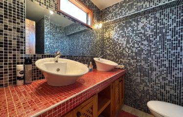 NIANING : Splendide villa 3 chambres sur 1900M² de terrain avec piscine à vendre