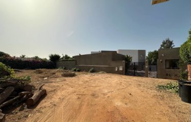 SALY : Magnifique terrain de 900M² à vendre dans un Domaine fermé