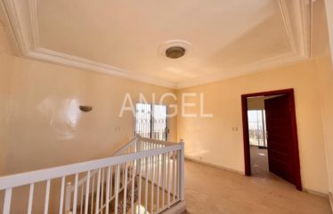 DAKAR YOFF : Bel appartement en duplex à louer au virage