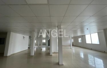 DAKAR MEMROZ : Spacieux Plateaux de bureau à louer sur la VDN