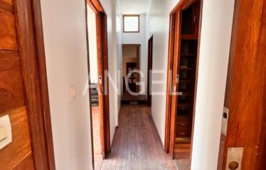 DAKAR POINT E : Une belle villa avec jardin et une piscine à louer