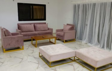 NGAPAROU : Villa contemporaine 5 chambres avec piscine à vendre