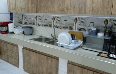 NGAPAROU : Villa contemporaine 5 chambres avec piscine à vendre