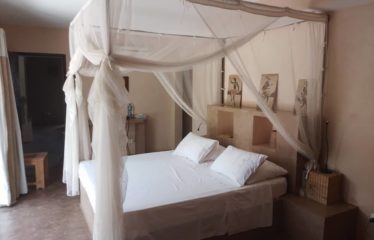 NGUERIGNE : Magnifique propriété à vendre sur un domaine