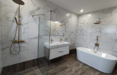 SOMONE : Grande et belle villa à vendre