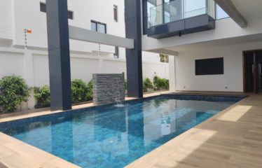 SOMONE : Grande et belle villa à vendre