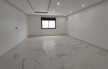 SOMONE : Grande et belle villa à vendre