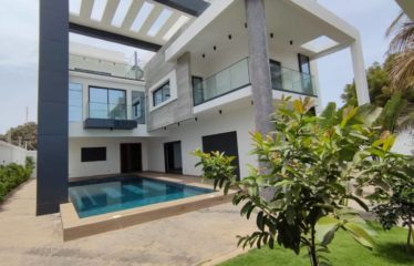 SOMONE : Grande et belle villa à vendre