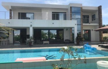 SALY : Grande villa entièrement meublée à louer