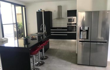 SALY : Grande villa entièrement meublée à louer