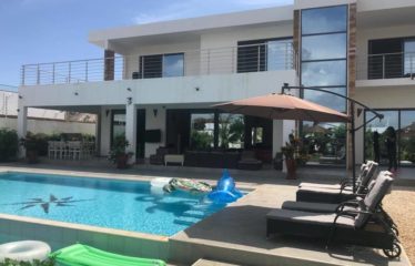 SALY : Grande villa entièrement meublée à louer