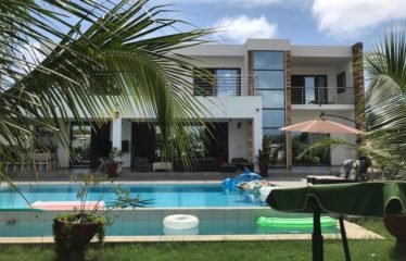 SALY : Grande villa entièrement meublée à louer