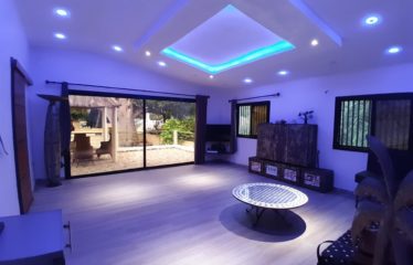 NGAPAROU : Magnifique villa en 2ème ligne de la mer à vendre