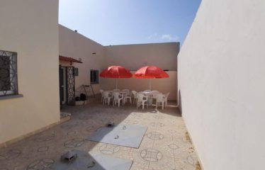 SALY : Villa à Saly proche de l’institut Diambars de plain pieds à louer