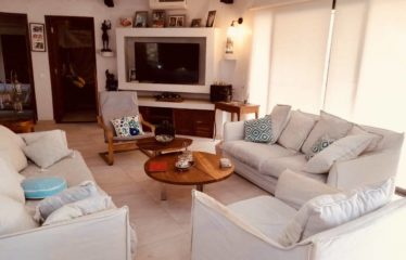 NDIOROKH : Villa typique aux dimensions exceptionnelles à vendre