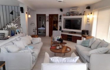 NDIOROKH : Villa typique aux dimensions exceptionnelles à vendre