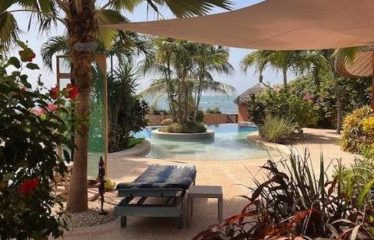 NGAPAROU : Magnifique villa à vendre en bord d’océan