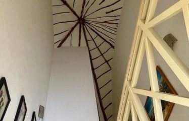 SALY : Magnifique villa à 100m de la plus belle plage de Saly à vendre