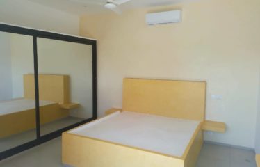 NGUERIGNE : Très grande villa contemporaine plain pieds à vendre