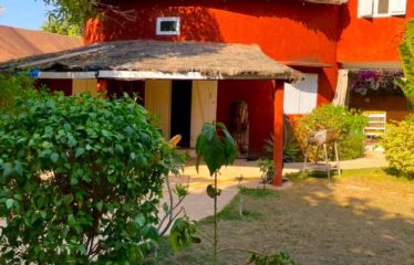 SALY : Case octogonale avec un étage et une extension à vendre