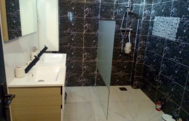 NGUERIGNE : Villa 3 chambres avec piscine à vendre