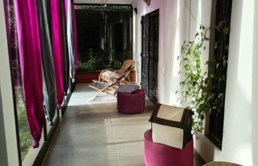 SOMONE : Villa contemporaine plain-pied 3 chambres avec piscine à vendre