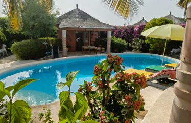 LA SOMONE : Villa au charme afro accompagnée de sa dépendance et de son studio à vendre