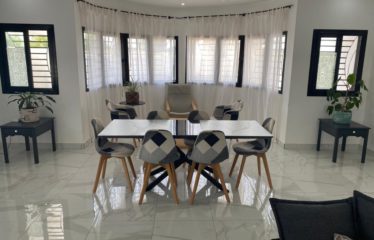 NGUERIGNE : Villa 3 chambres avec piscine à vendre