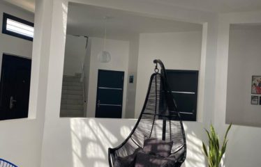 NGUERIGNE : Villa 3 chambres avec piscine à vendre