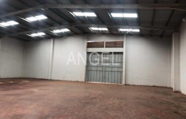 DIAMNIADIO : Hangar à louer