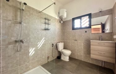 NGAPAROU : Villa neuve à vendre 260M² habitable sur 147M² de terrain