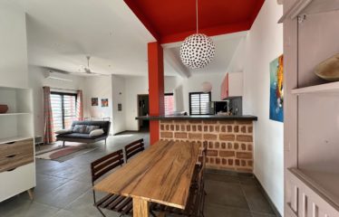 NGAPAROU : Villa neuve à vendre 260M² habitable sur 147M² de terrain