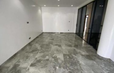 DAKAR MERMOZ : Appartement de 2 chambres salon à louer