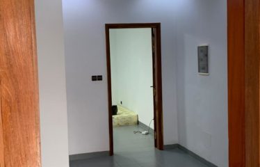 DAKAR ALMADIES : Studio à louer