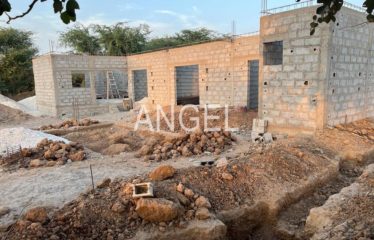 POPENGUINE : Très belle maison avec piscine à vendre