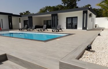 NGUERIGNE : Villa contemporaine neuve 4 chambres avec piscine à louer