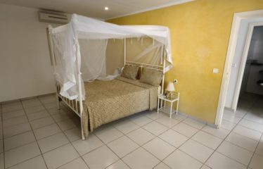 NGAPAROU : Villa 4 chambres avec piscine à louer location longue durée