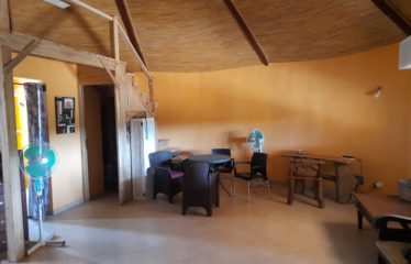 SALY : Lot de 5 bungalows et une case privative sur un terrain de 1 904 m2 à vendre