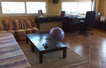 SALY : Villa 3 chambres et son studio indépendant en résidence avec piscine à vendre