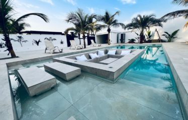 NGUERIGNE : Villa 3 chambres dont 1 studio avec piscine à louer (saisonnier)